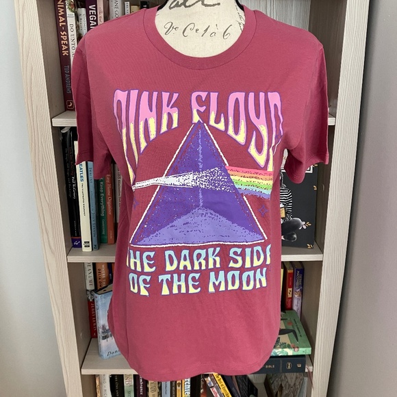 Love Tribe Tops - NWT! PINK FLOYD "The Dark Side of the Moon" T-Shirt